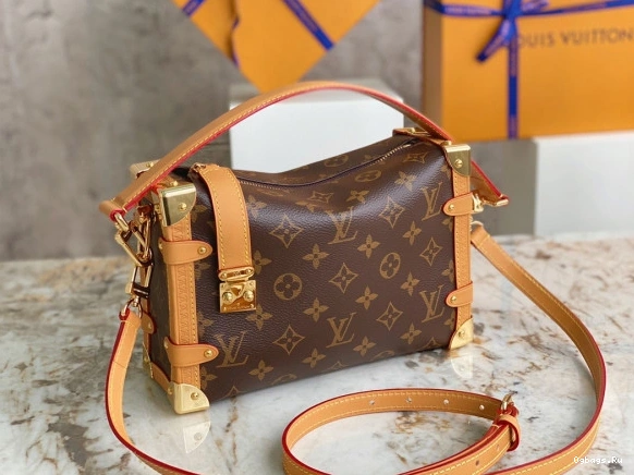 VUITTON MM LOUIS TRUNK SIDE 0129